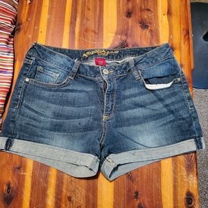 Arizona Jean Shorts